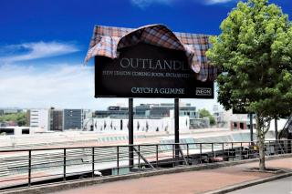 NEON: Outlander Kilt