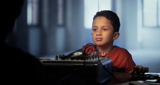 João Paulo II Educational Institution: Lie Detector: Boy.