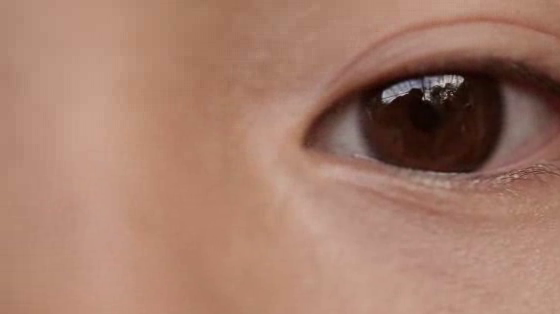 Unilever OMO: THE FLYING EYE TEST