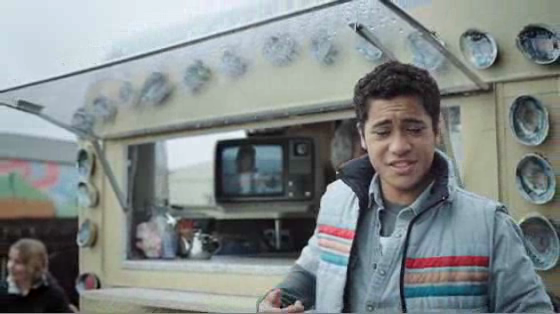Vodafone: Hollywouldn't