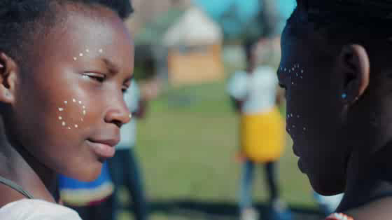 Levi's: Circles