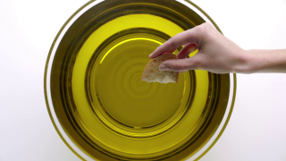 ALDI Australia: ALDI Good Different Olive Oil
