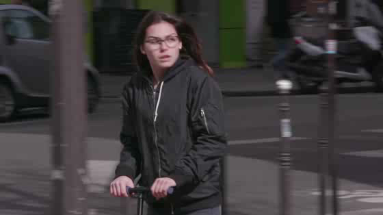 Road Safety Authority France (Paris and its suburbs): THE VIRTUAL CRASH BILLBOARD