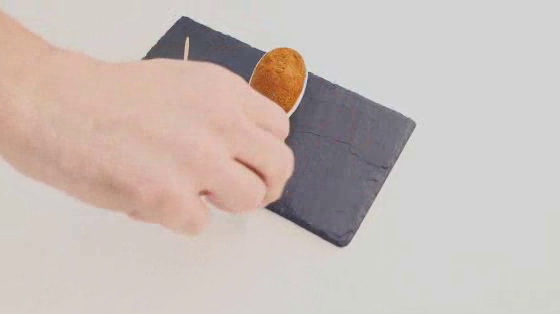 Walkers Crisps: Cinnamon and Pork