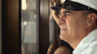 Smiles: The flight of Ademar
