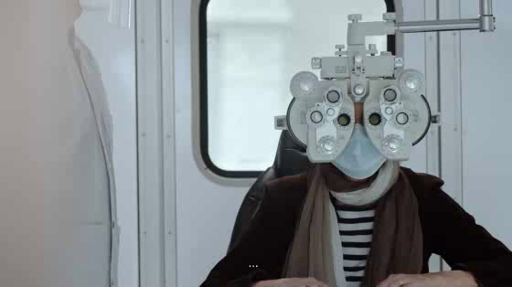 Droit de Regard: The Eye Opening Test