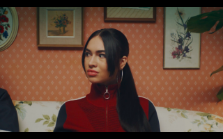 OnePlus: OnePlus 5T X-Mas - Knitted Jumpsuit