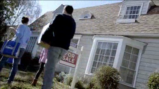 Lowe's: Neighborhood