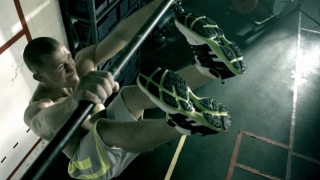 Under Armour: Footsteps