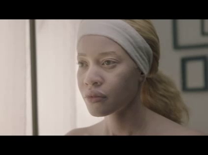 Burt's Bees: Diandra teaser