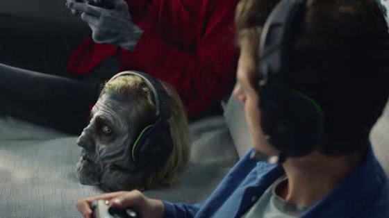 Pringles: Zombie Frank Leaves Twitch For The Real World