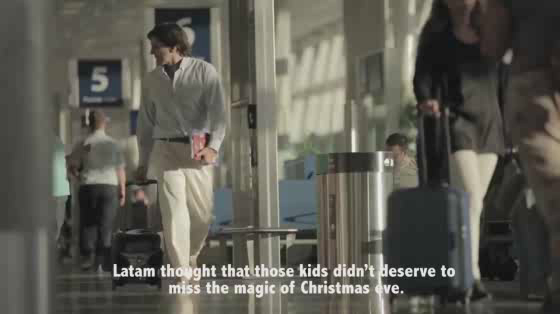 LATAM Airlines: A Christmas Flight