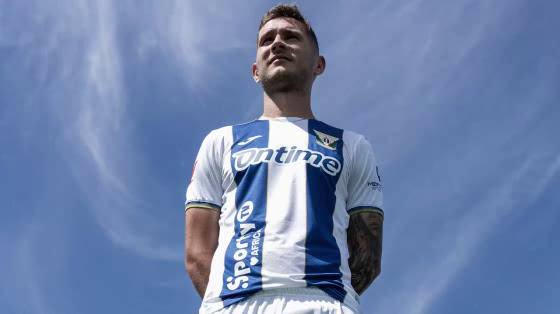 Testicular Cancer Society / CD Leganés Football Club: Sponsored Balls