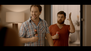Carlton Mid: Adjoining