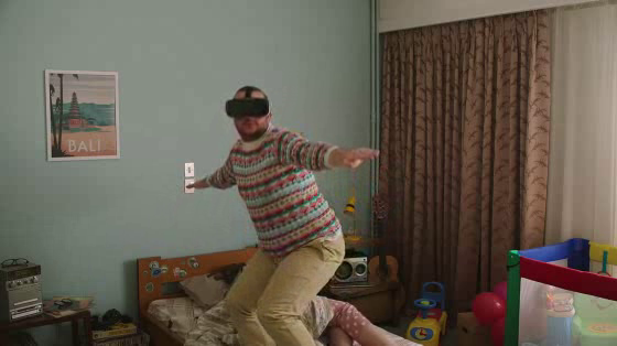 Dnata Travel: Surfing
