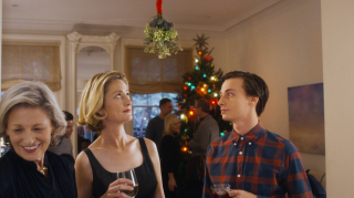 Gap: Mistletoe
