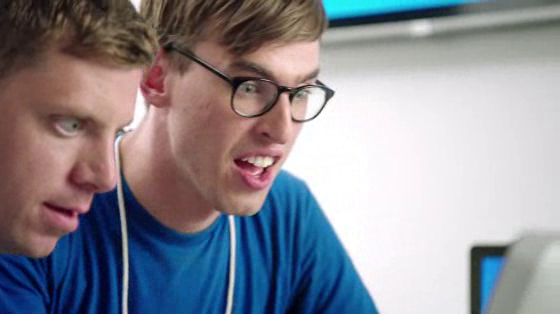 Samsung: It Doesn't Take A Genius - Bigger Screen