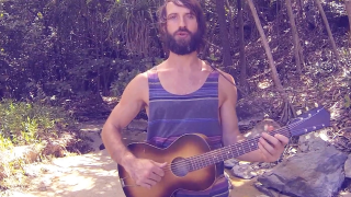 Tropical North Queensland: 1 Day in Paradise -- A Friend For This Time. Benjamin Dowie.