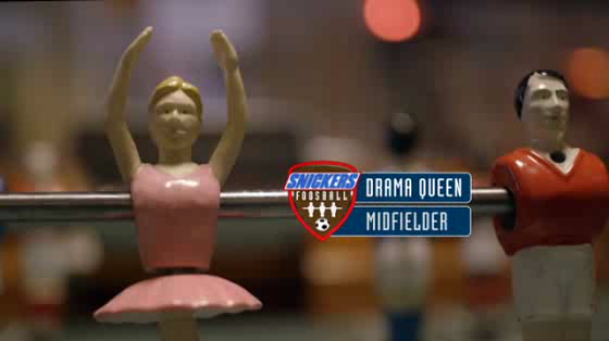 Snickers: Snickers Foosball