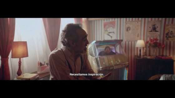 Banco Guayaquil: The Christmas Message Factory