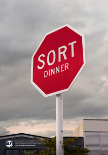 Auckland Transport: Distracted Road Signs - Sort Dinner
