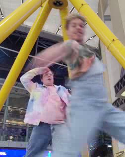 Samsung Galaxy Z Flip3 / O2: Flashmob