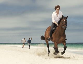 Racing & Wagering WA (RWWA): LIFE'S BETTER WITH HORSES - Beach Run