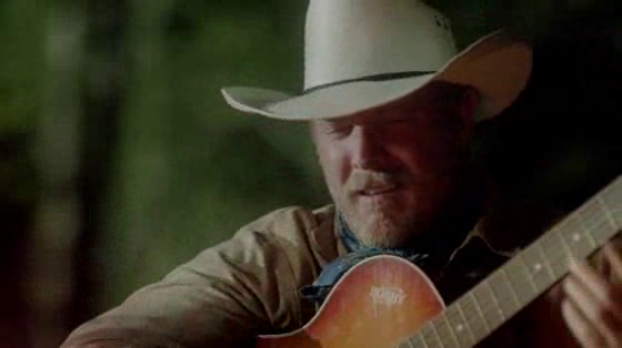 Expedia: Cowboy 'Guitar'