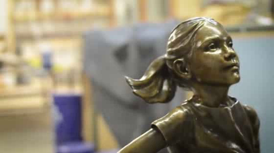 State Street Global Advisors: The Fearless Girl