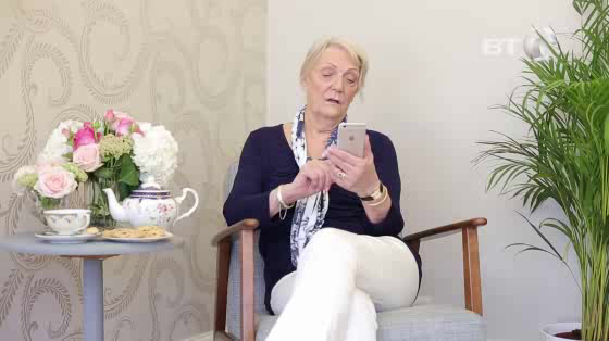 BT: Grannies Try Snapchat