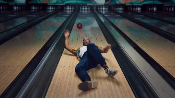 KFC: Bowling