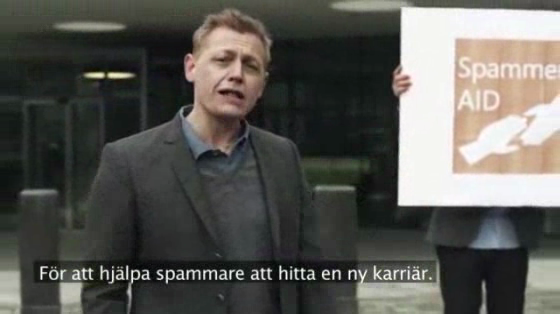 Microsoft Hotmail: Spammers' Aid