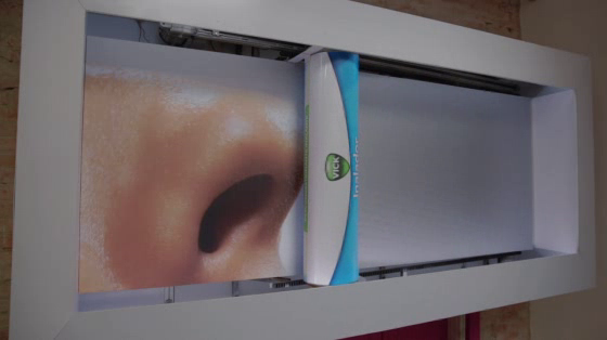 Vicks Inhaler: The Breathing Billboard - Case