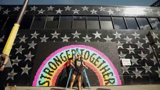 Post It: Stronger Together