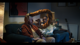 McCoys: Don't Deny The Beast - Sofa