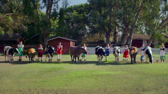 PNC Bank: 8 Maids Milking