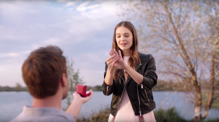 JamesAllen.com: How Do You Know If A Girl Loves Her Diamond Ring?