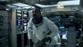 1-800-CONTACTS: Astronaut