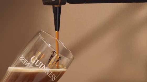 Guinness: Dancing Can