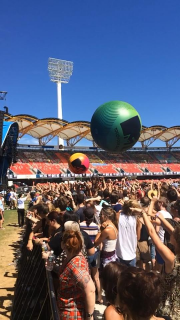 MTV Australia: Social Balls