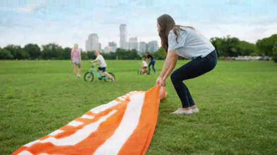 Travelocity: The Social Distance Blanket