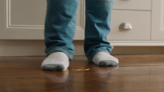 Pine-Sol: Sock Sponge