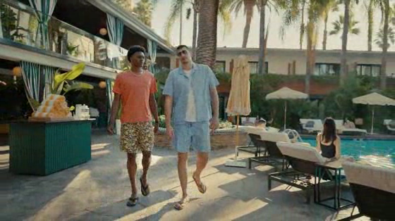 Hotels.com: Pool Seat