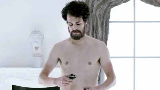 Philips Senso Touch 3D Electric Shaver: Holiday Beard
