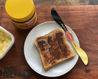Vegemite: Vegeknife