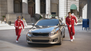 2014 Kia Optima Limited: Trailer