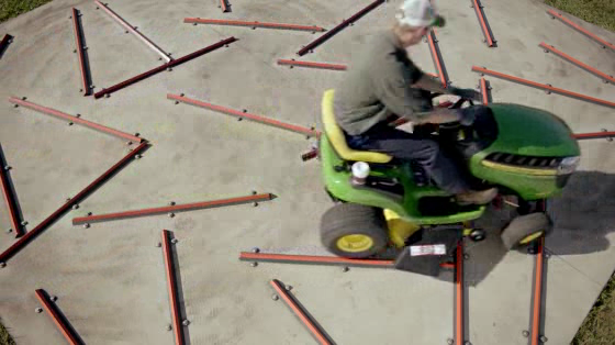 John Deere: Bump Track