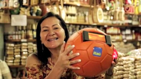 Itau Bank: Heart Ball